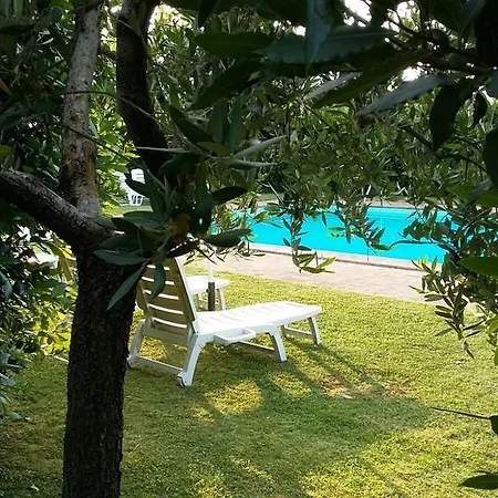 Frateria Di San Benedetto בית חווה *