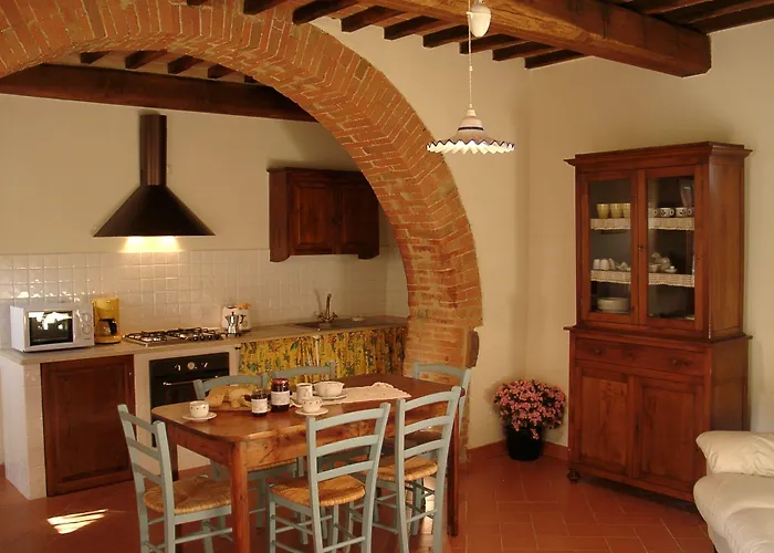 Alloggio per agriturismo Frateria Di San Benedetto *